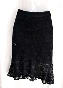 Y2K black skirt