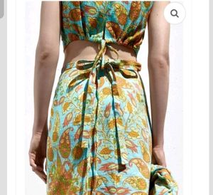 zara paisley tops
