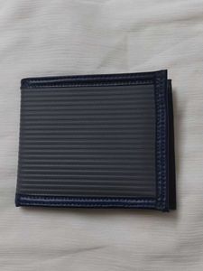 Stylish Men's Bifold Wallet