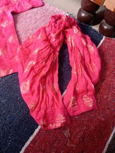 Pink Ethnic Kurta Set with Gold Print