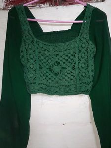 Trendy Fashionable Crop Top
