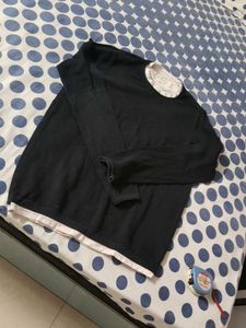 Black Textured Knit Top with White Collar