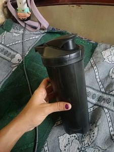 US Brands Shaker Bottle