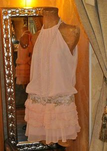 Chic Rose Ruffled Lace Dress