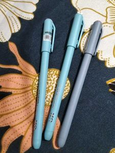 XO Pens - Set of 2 Blue and 1 black pen