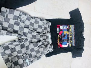 Men's Urban Graphic Tee &amp; Checkered Shorts