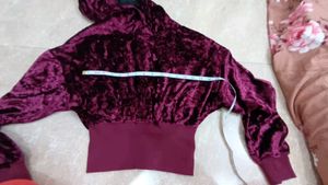 Velvet Inside Warm Fabric Linning Hoodie