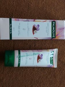 PALMOLIVE BRIGHTENING FACE WASH 100ML