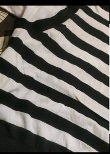 Zebra stripe crop top