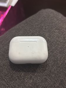 AirPods Pro With MagSafe Case