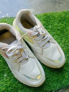 Stylish Women's Sneakers