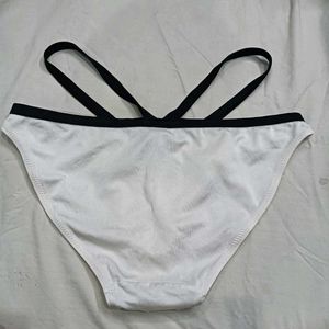 Chic Strappy🫴🏻🎁 White Bikini Bottom