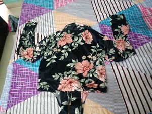 Black Floral Tie-Front shirt
