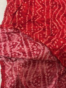 red bandhni kurti
