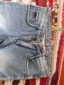 Light Blue Jeans Without Button At Low Price
