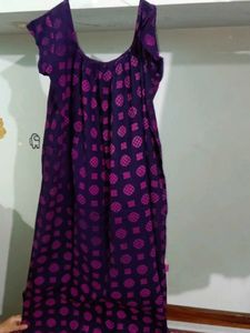 Comfortable Purple Printed Nightdress