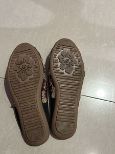 Kiana Black Embroidered Bellies Size UK4