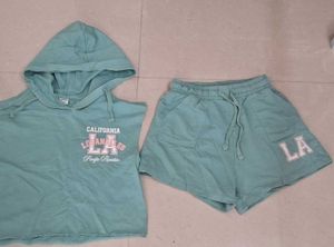Tee with shorts FLATE SALE 149RS