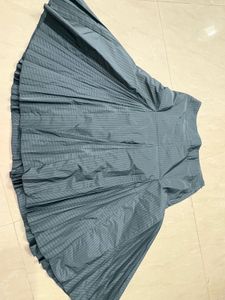 Elegant Striped A-Line Midi Skirt