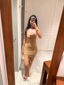 Elegant Beige Ribbed Maxi Dress