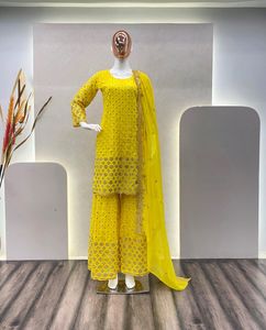 Beautiful &amp; Comfortable Sarara Outfit