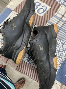 Black running shoes