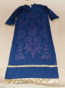 Suit with inner