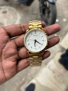 Elegant Gold Rolex Watch