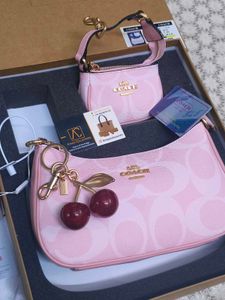 Coach Pink gift packaging for premium Lovers 🥹