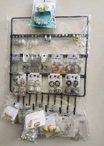 Hanging Earring &amp; Jewelry Organizer