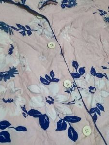 women's top