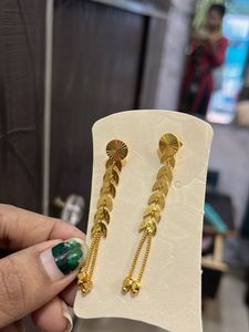 Elegant Gold Drop Earrings
