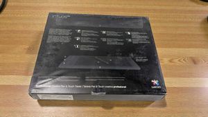 Wacom Intuos Pro Pen &amp; Touch Tablet