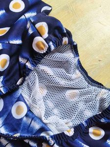 Stylish Blue &amp; White Polka Dot Swimsuit