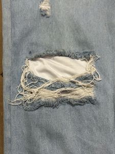 American eagle Light Wash Ripped Jeans