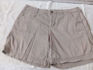Stylish Beige Shorts