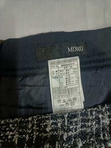 Chic Tweed Skirt