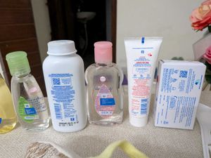 Johnson's Baby Care Essentials Lot