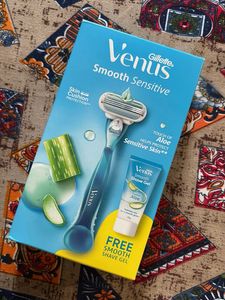 Gillette Venus Smooth Sensitive Razor