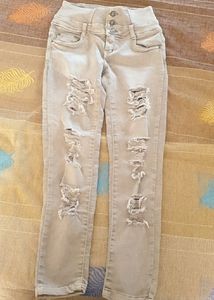 Rugged Girls Jeans