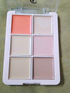 Color Strokes Concealer Palette