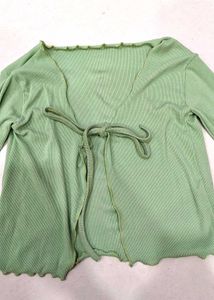 Green Tie Front cardigan☘️