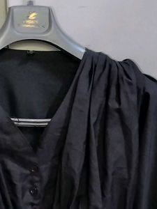 Black Puff Sleeve Cropped Blouse