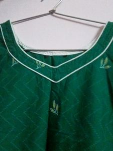 Womens Green Kurta Straight