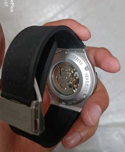 Hublot automatic and analog watch new watc