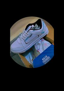Stylish White Shooes For Man's