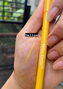 Miss Demi  Cosmetic Eye Pencil
