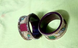 Embellished Jaipuri Bangles