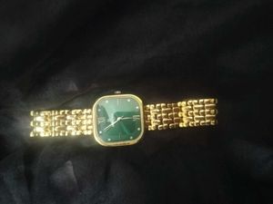Elegant Gold Tone Watch