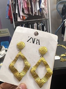 ZARA Gold Textured Drop Earrings